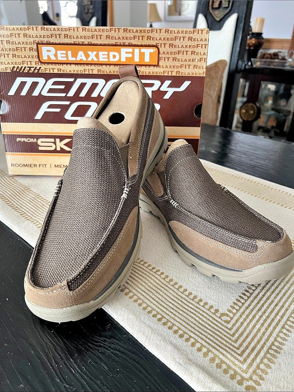 Skechers Relaxed Fit Melson Slip-On Men's Sneakers Brown & Beige US 11 D NWT